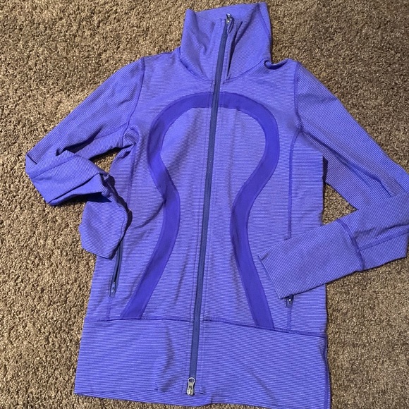 Lululemon zip up - Picture 1 of 2